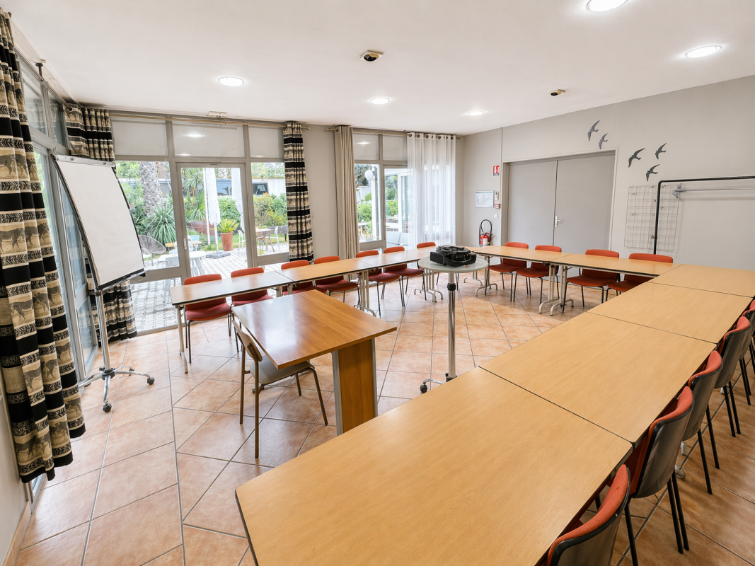 Brit Hotel Nîmes Séminaire