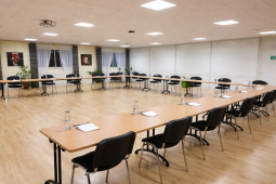 BRIT HOTEL ESSENTIEL PONTIVY - ROBIC