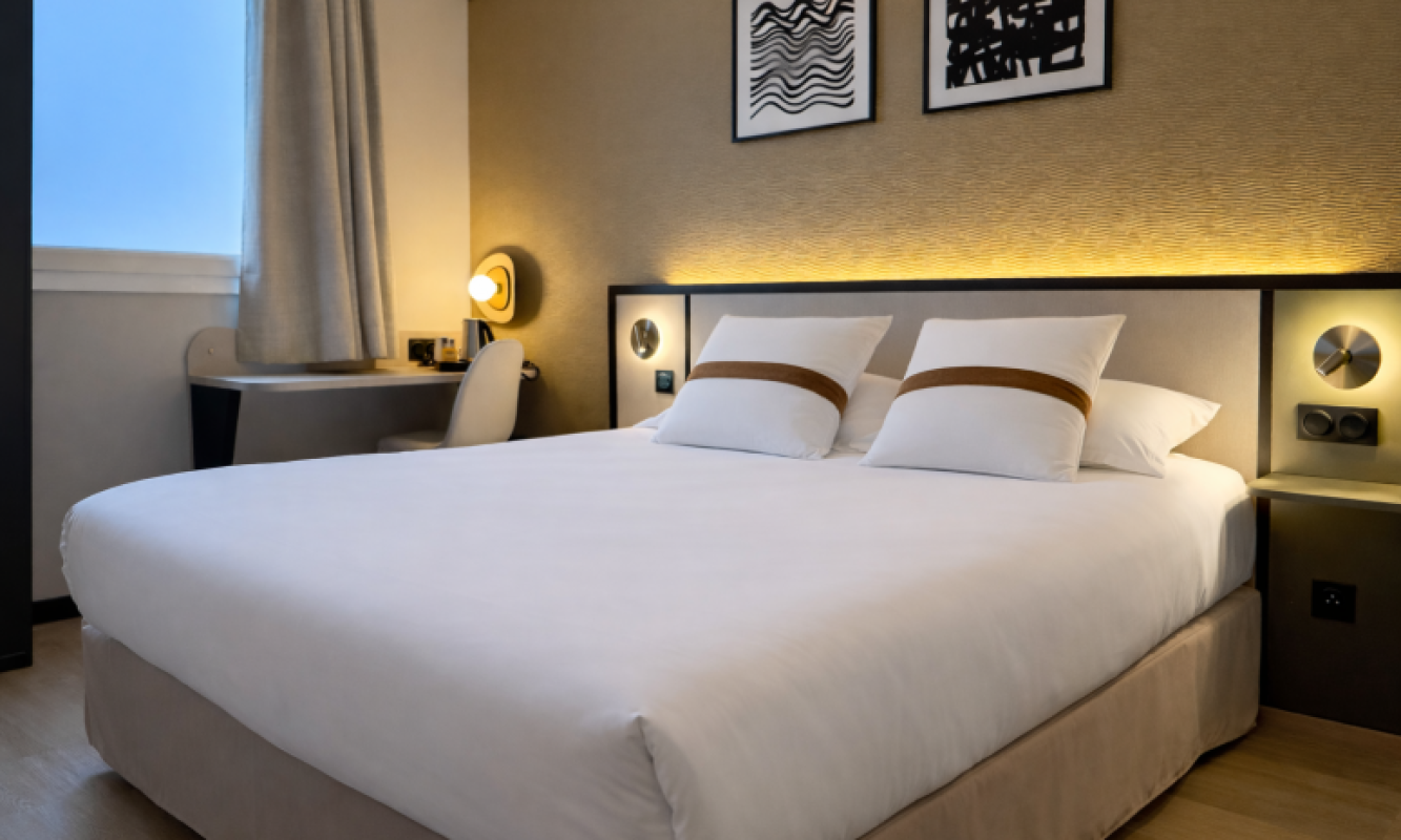 Brit_Hotel_Saint_Meen_Le_Grand_Chambre