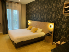 BRIT HOTEL TROYES CENTRE Le Royal