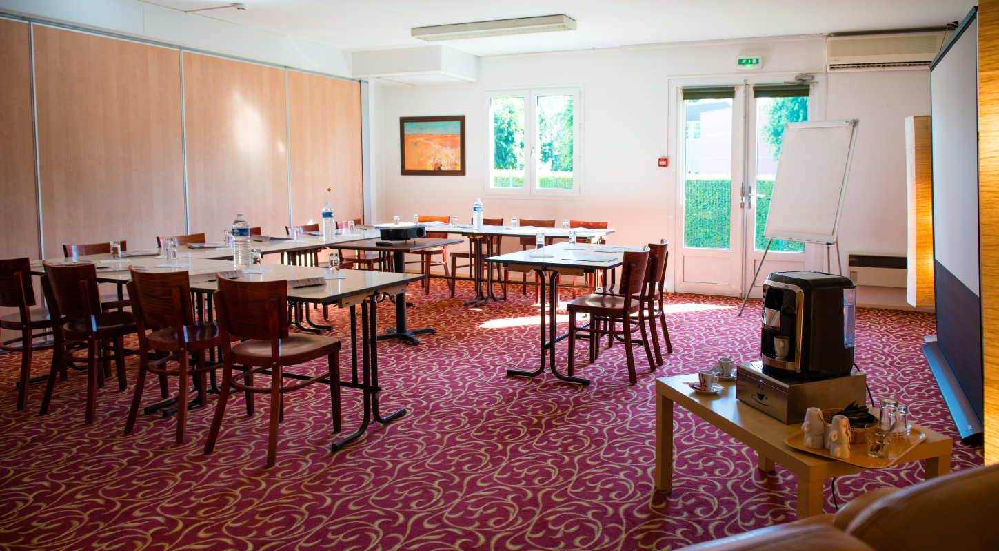 brit_hotel_blois_salle de séminaire